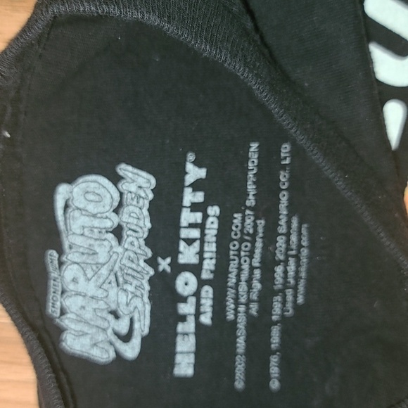 Hello Kitty /naruto tshirt size med - Picture 2 of 3